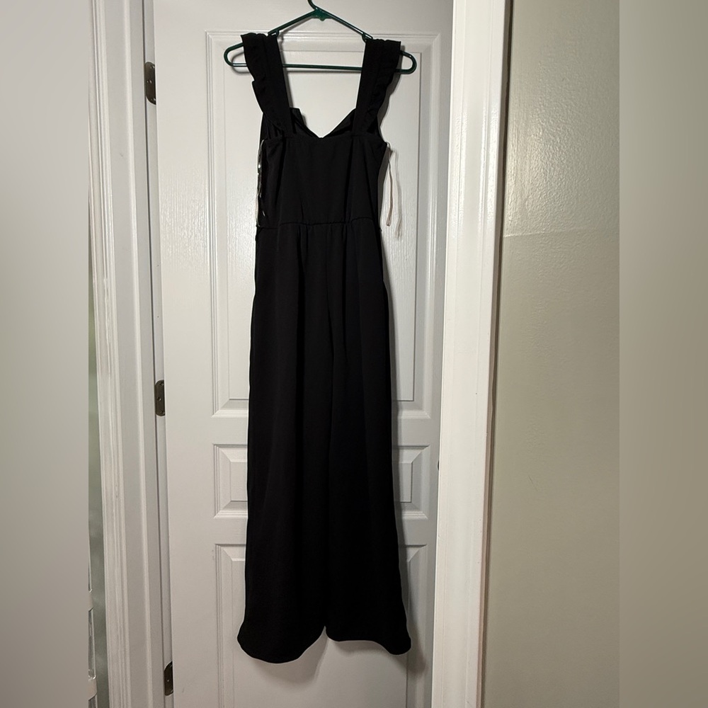 Chic Black Sleeveless Jumpsuit